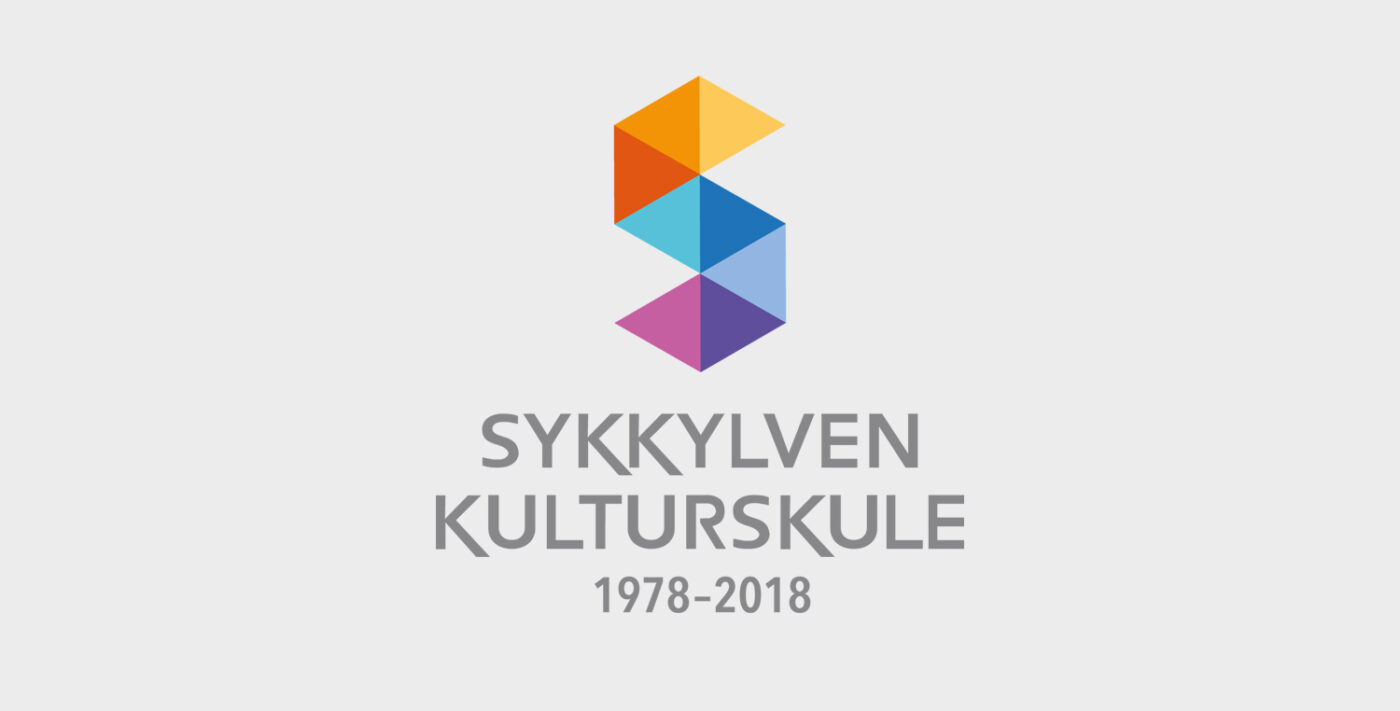 Sykkylven kulturskules logo med teksten "Sykkylven kulturskule 1978-2018" under.